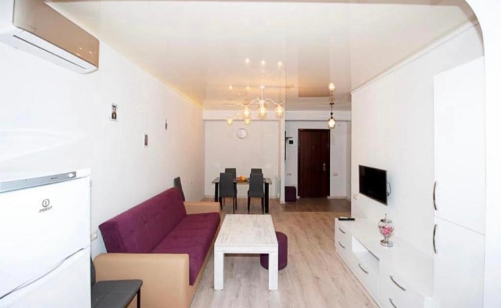 Excellent Apartment In The Republic Square Pushkin 3 Γιερεβάν Εξωτερικό φωτογραφία